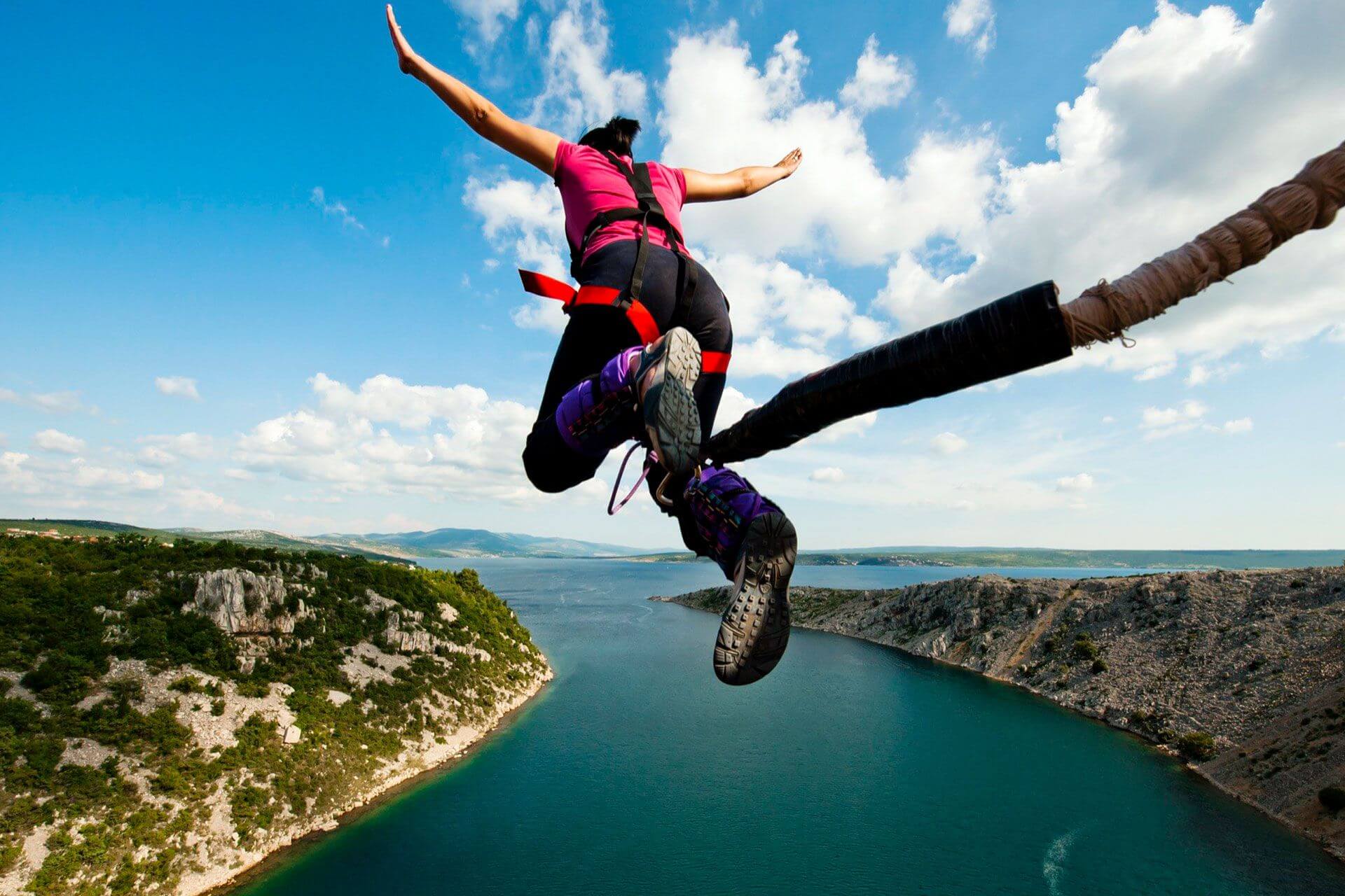 Bungee jumping