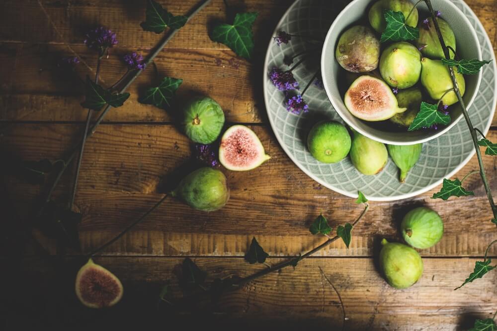 Bowl of dried figs