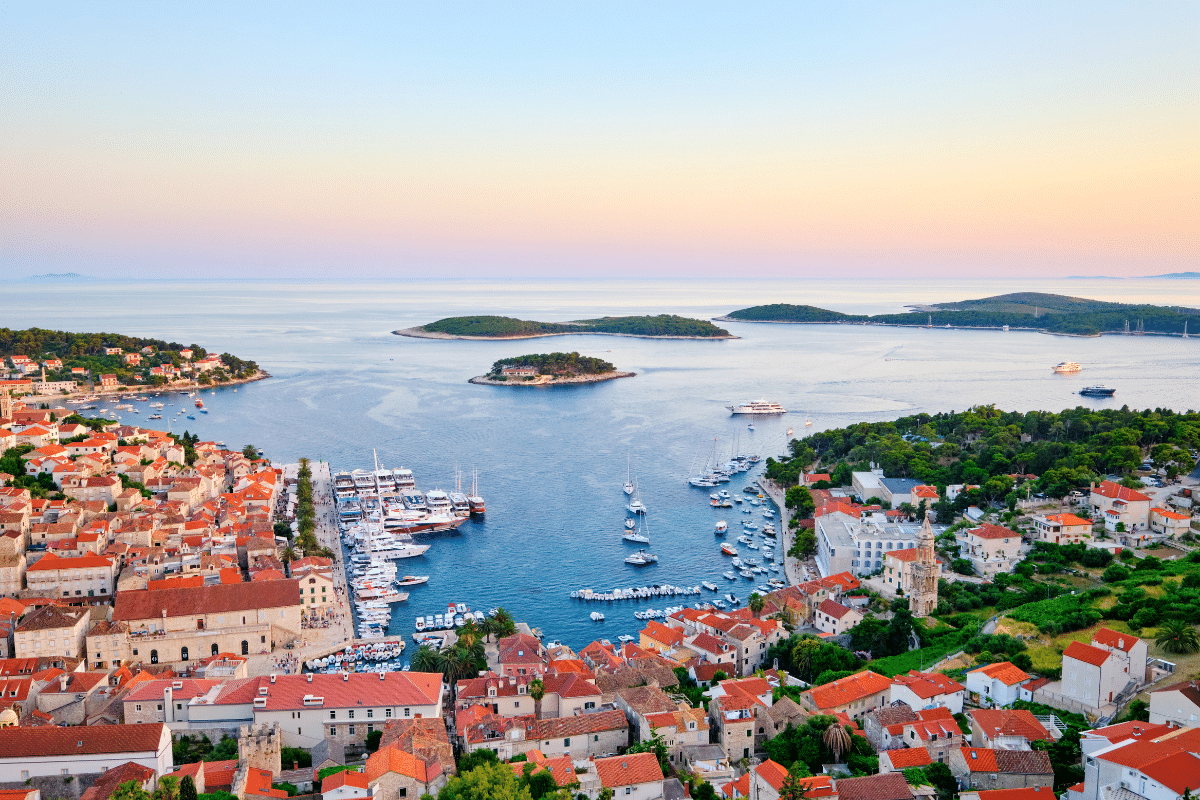 hvar