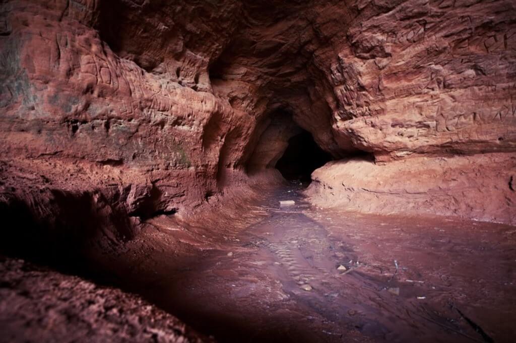  Romuald cave 