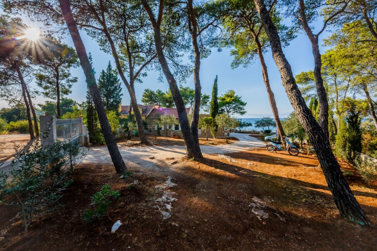 Villa Fisherman House