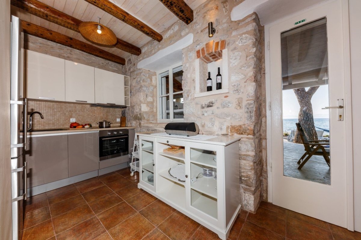 Villa Fisherman House