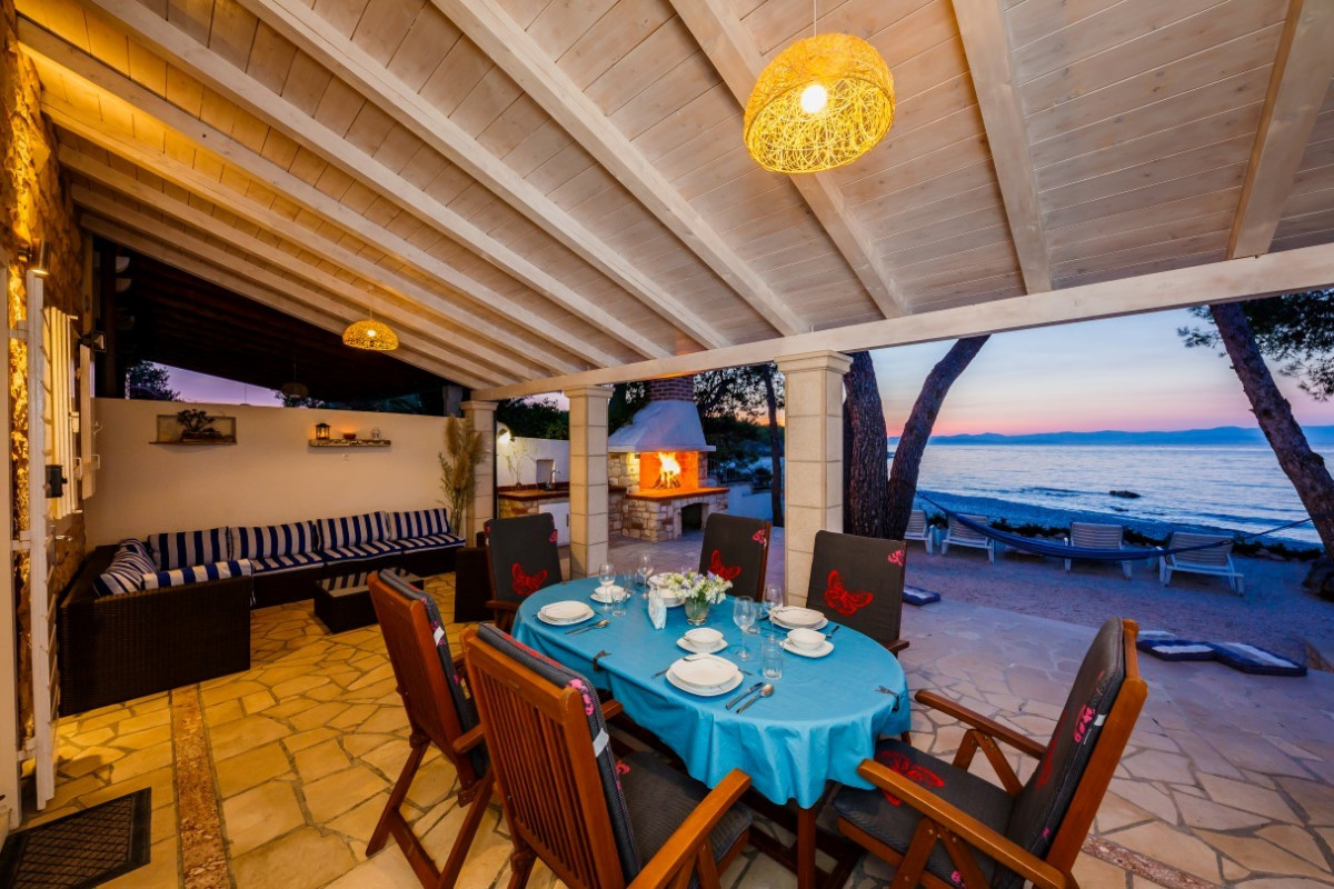 Villa Fisherman House