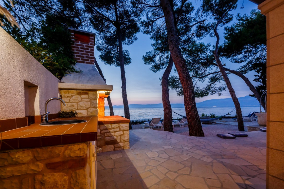 Villa Fisherman House