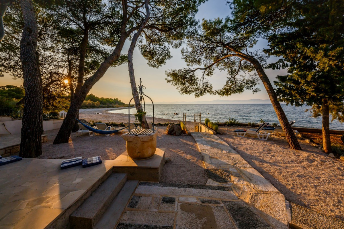 Villa Fisherman House