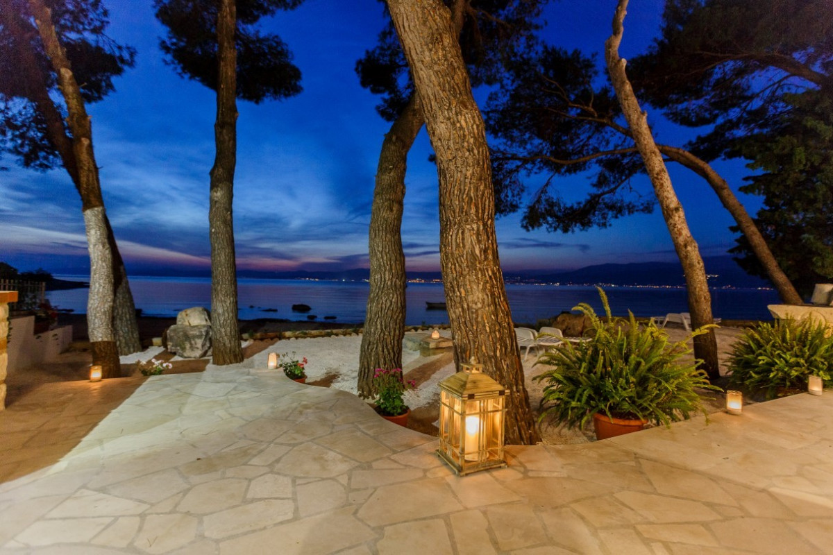 Villa Fisherman House