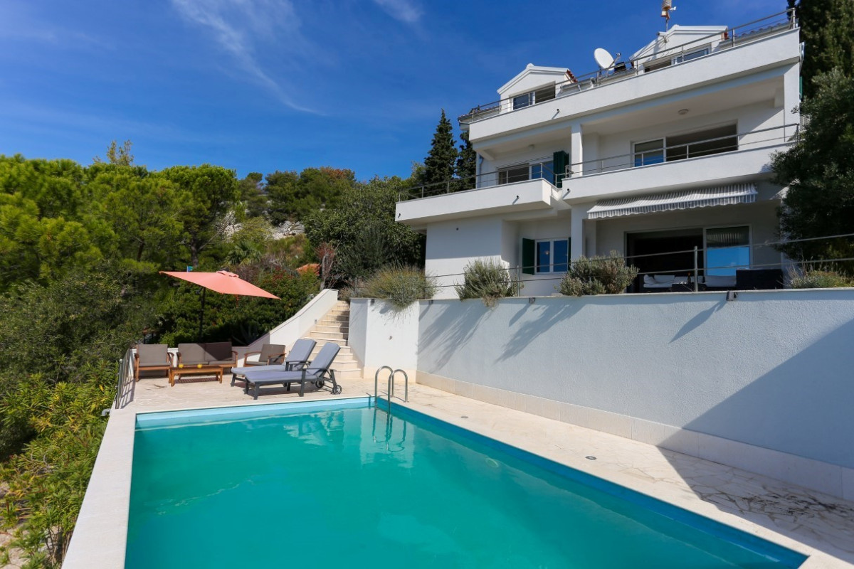 Villa Exotica