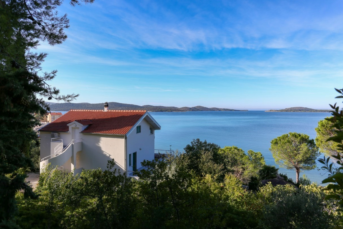 Villa Exotica