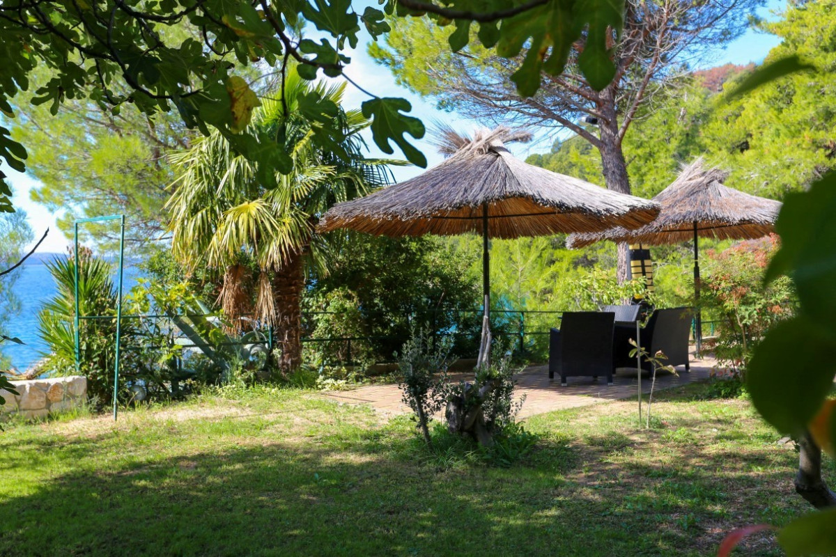 Villa Exotica