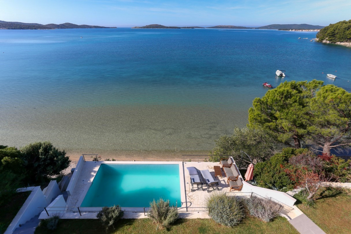 Villa Exotica