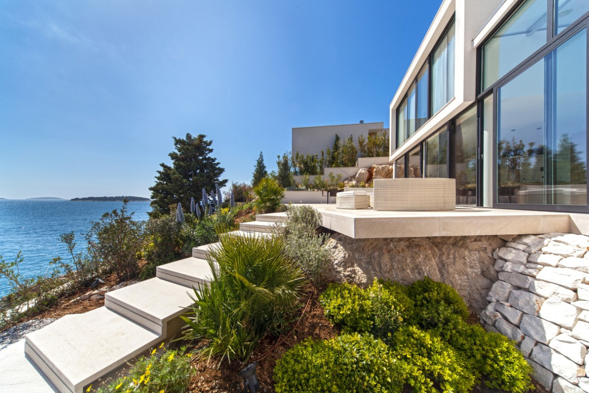 Villa Golden Moon