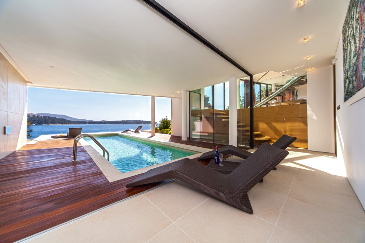 Villa Golden Moon