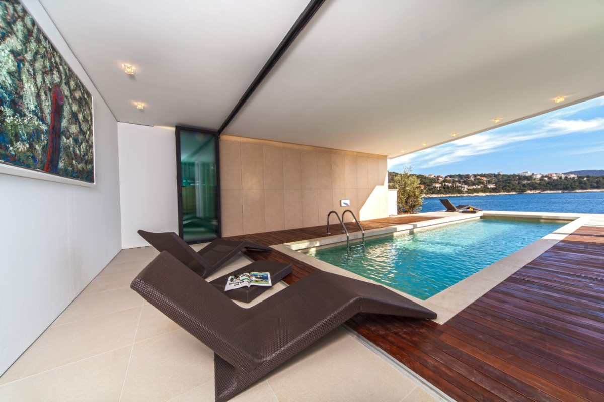 Villa Golden Moon