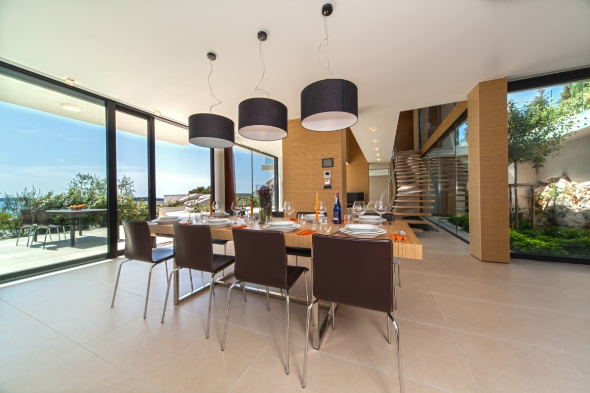 Villa Golden Eye