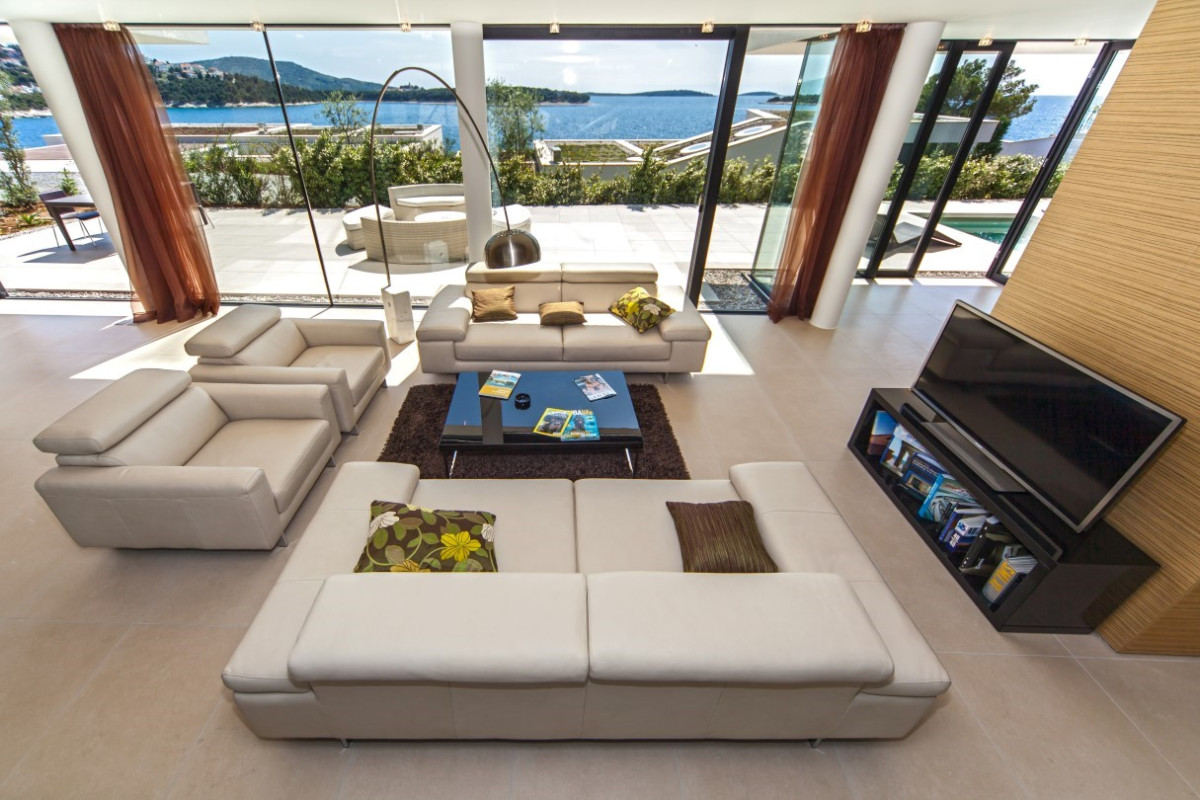 Villa Golden Eye