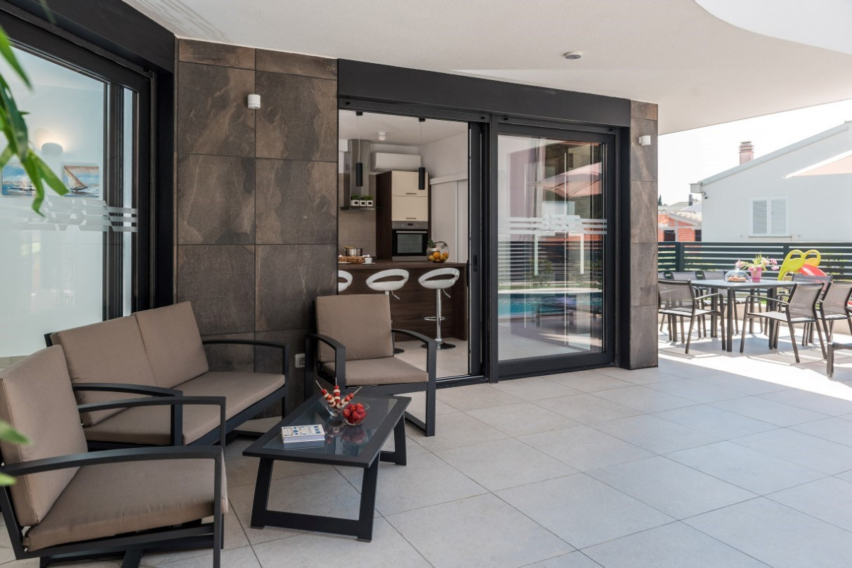 Villa Blue Diamond