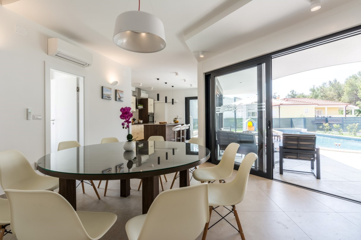 Villa Blue Diamond