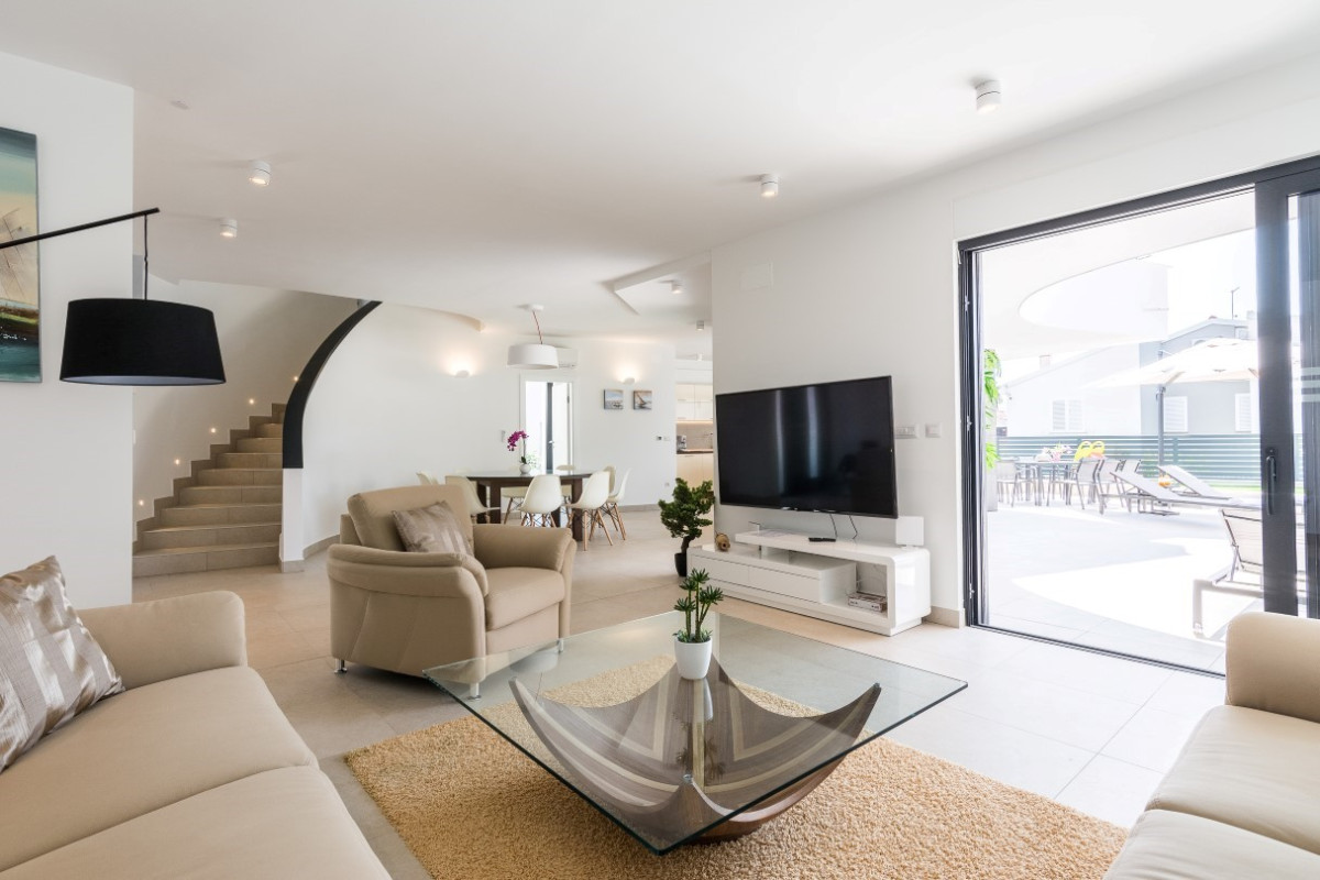 Villa Blue Diamond