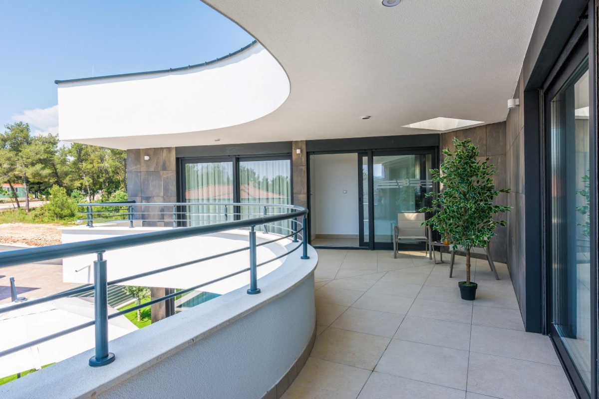 Villa Blue Diamond