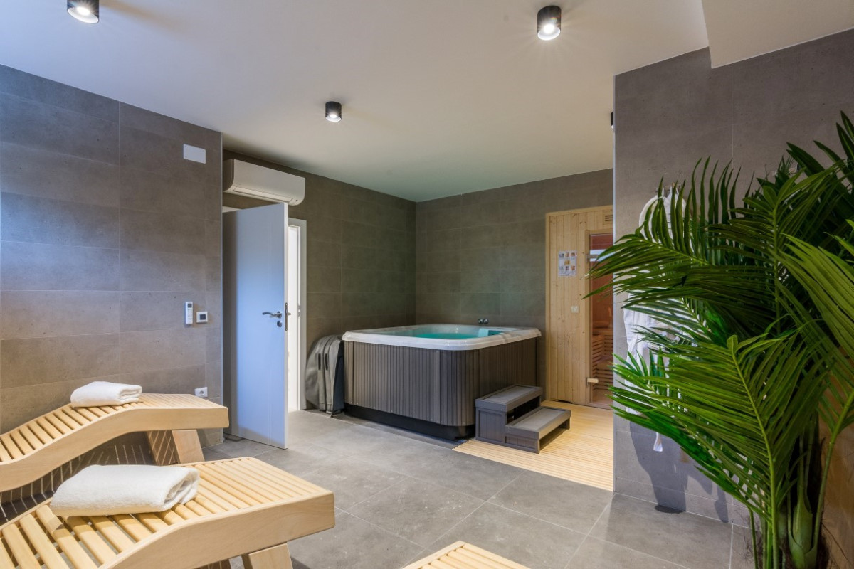 Villa Blue Diamond