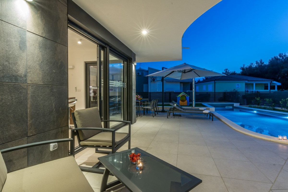 Villa Blue Diamond