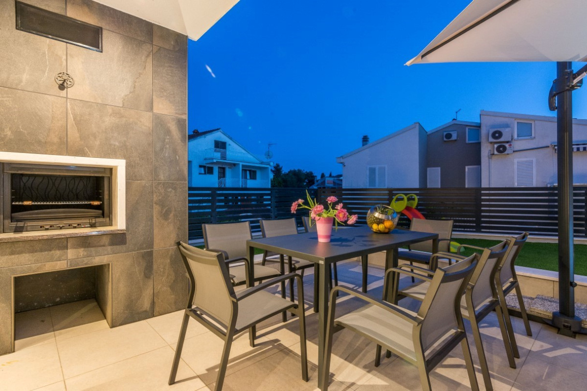 Villa Blue Diamond