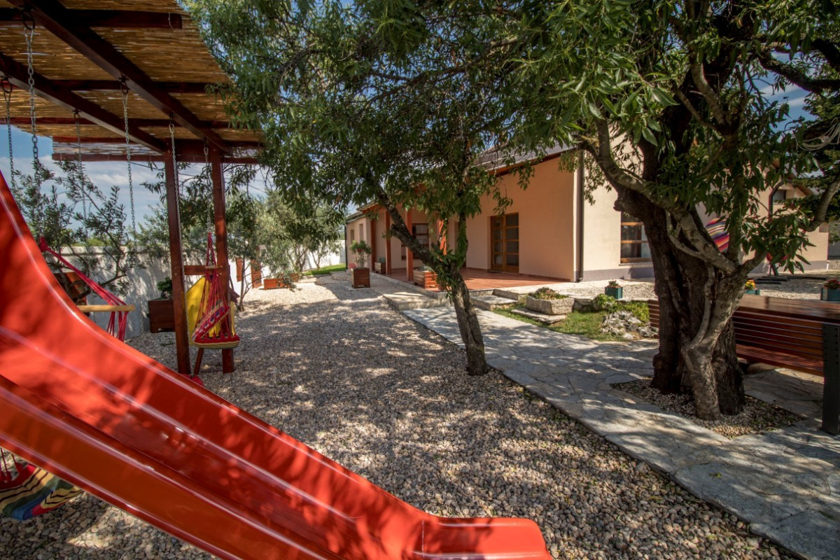 Villa NI-SA