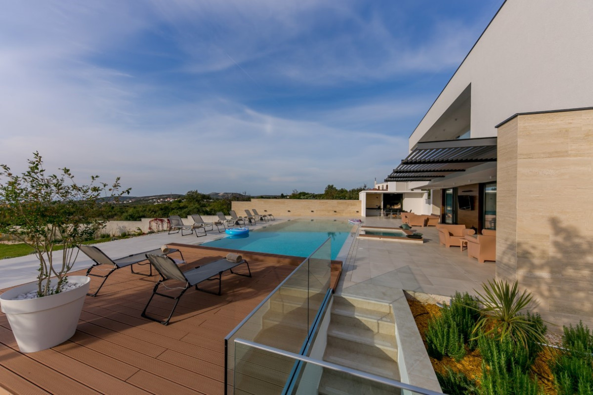 Villa Korina