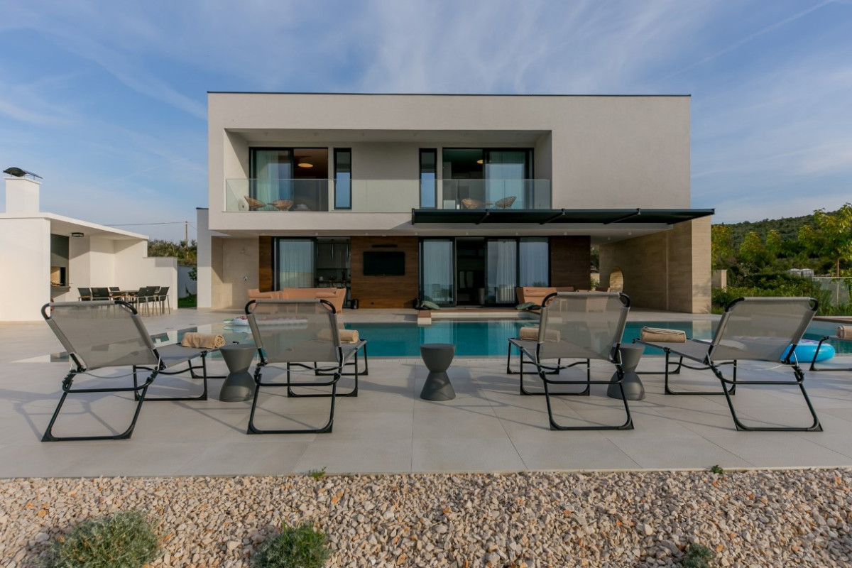 Villa Korina