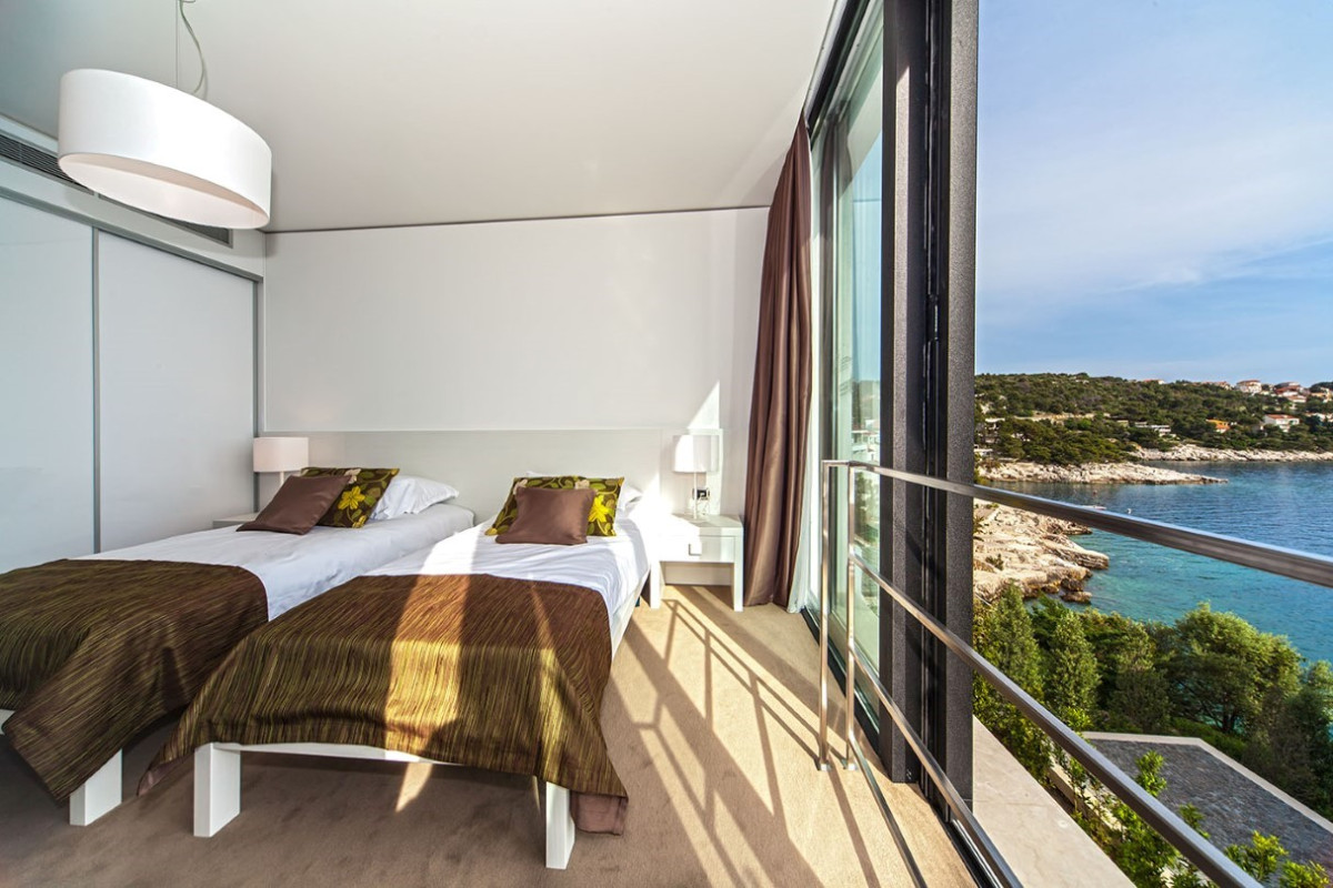Villa Golden Star