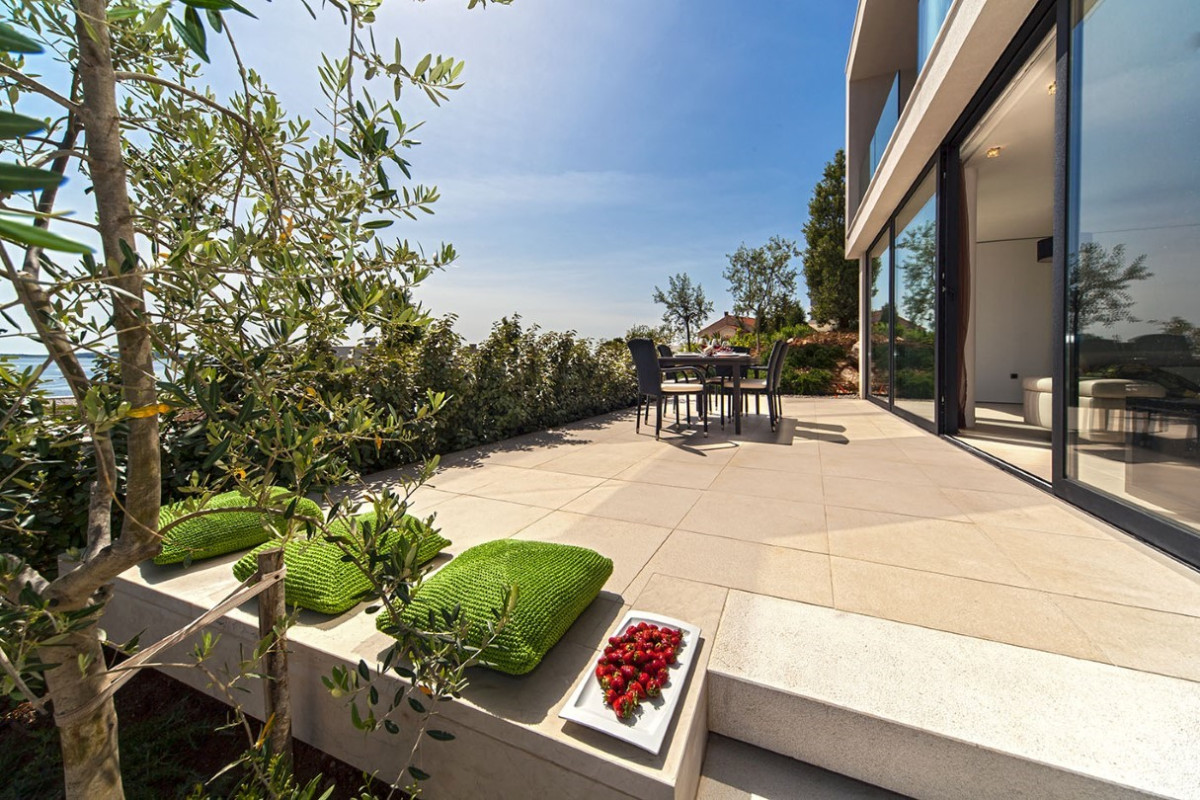 Villa Golden Star
