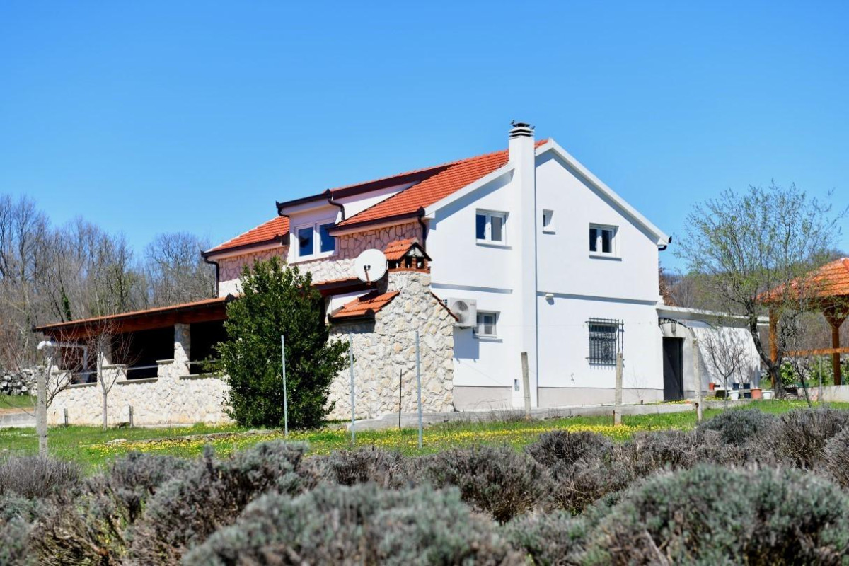 Villa Green Oasis