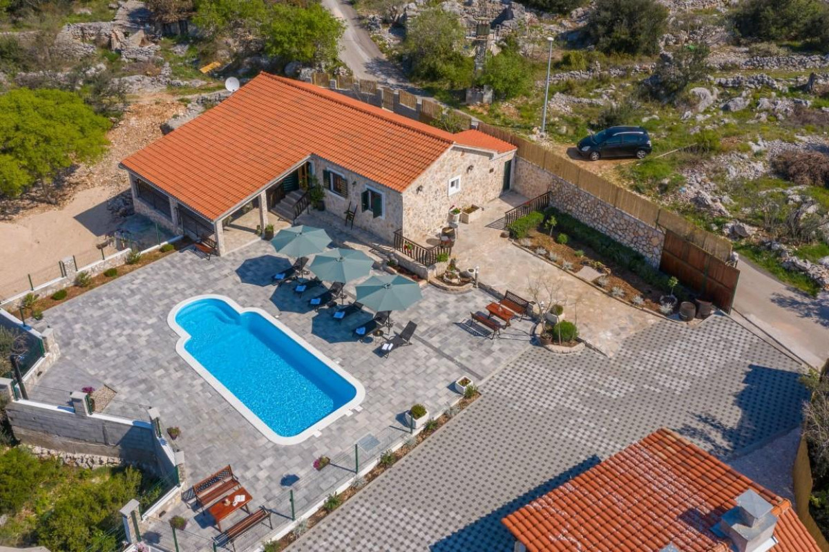 Villa Adamaris