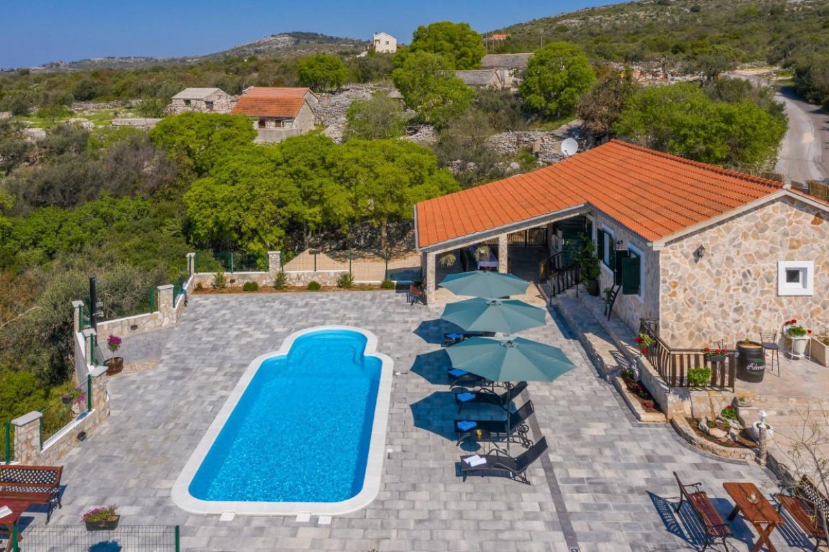 Villa Adamaris