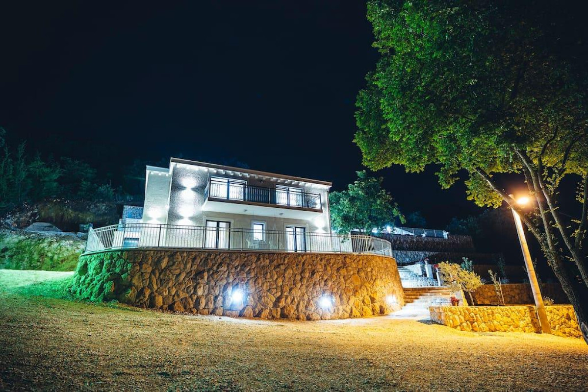 Villa Borak