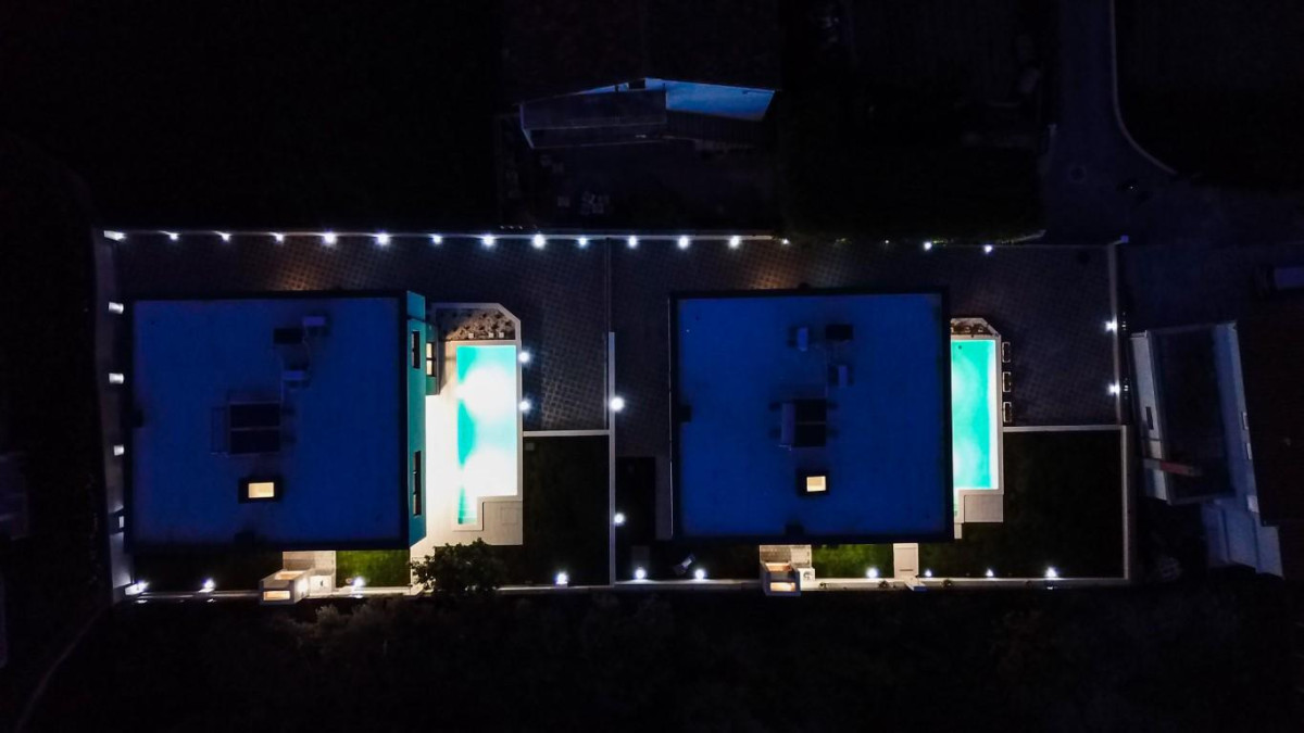 Villa Twin Ladies