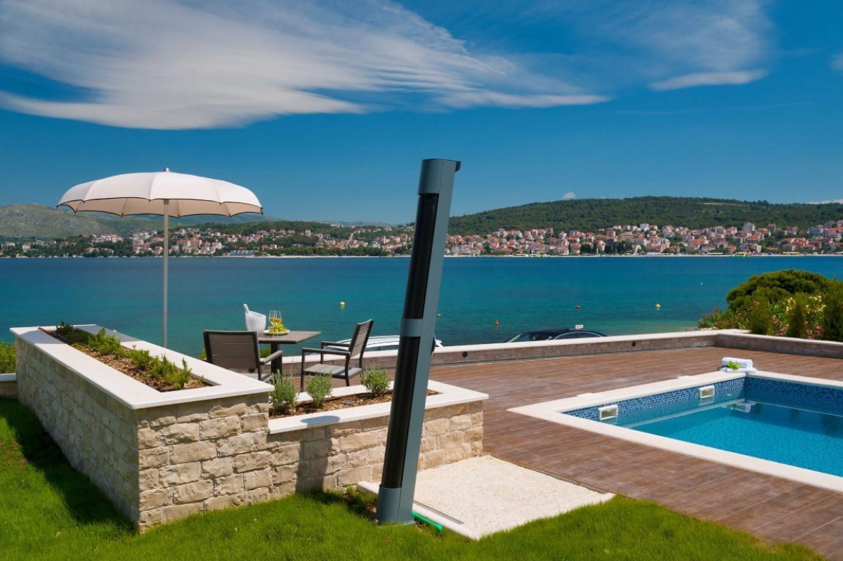 Villa More