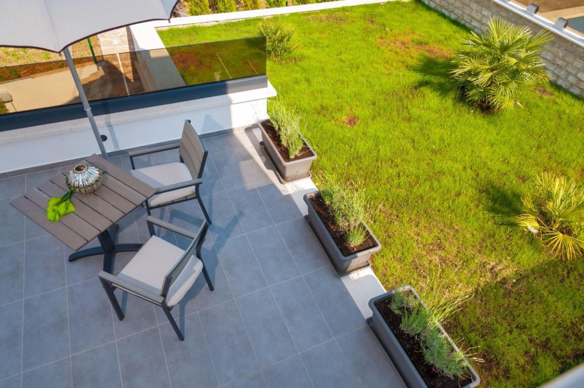 Villa More