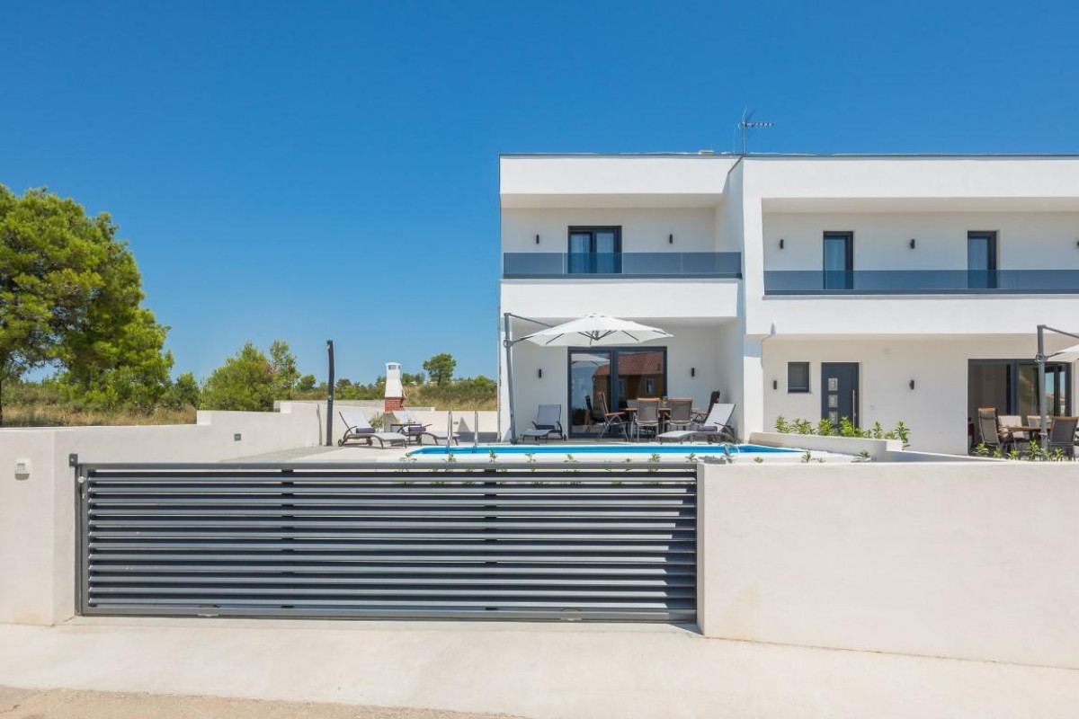 Villa Nadija
