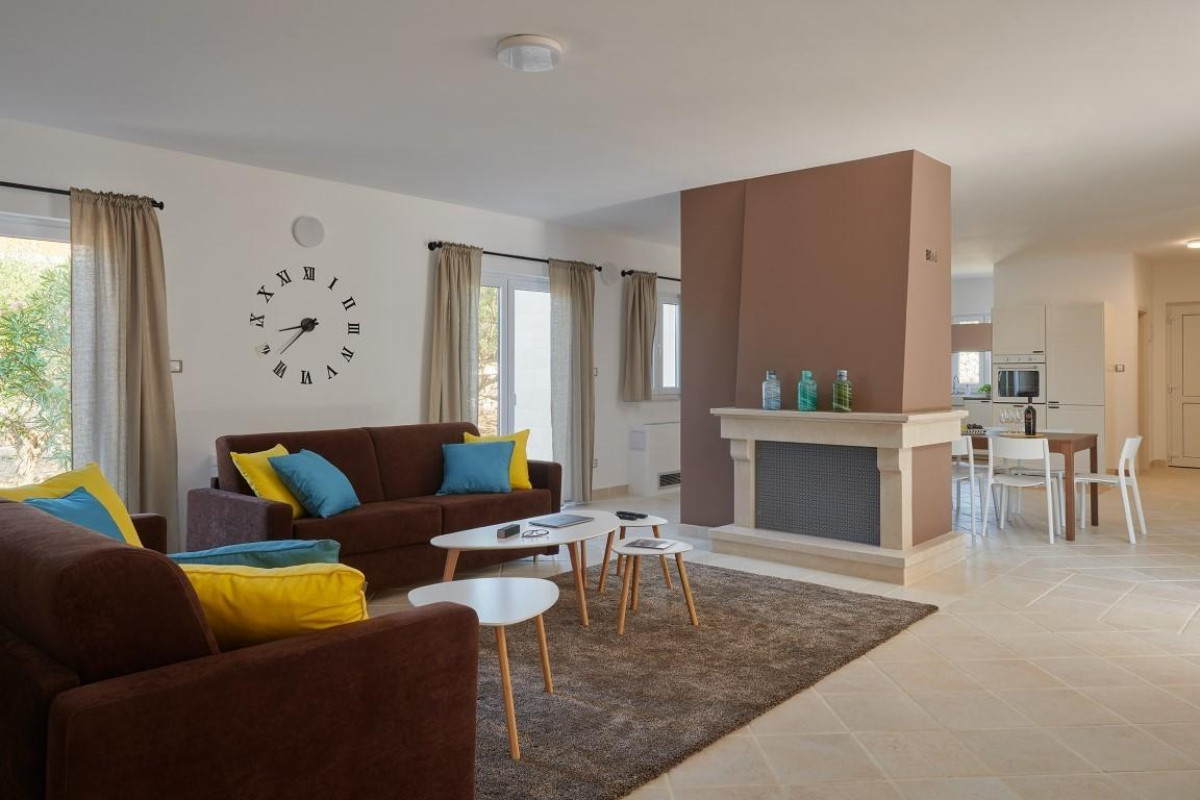 Villa Five