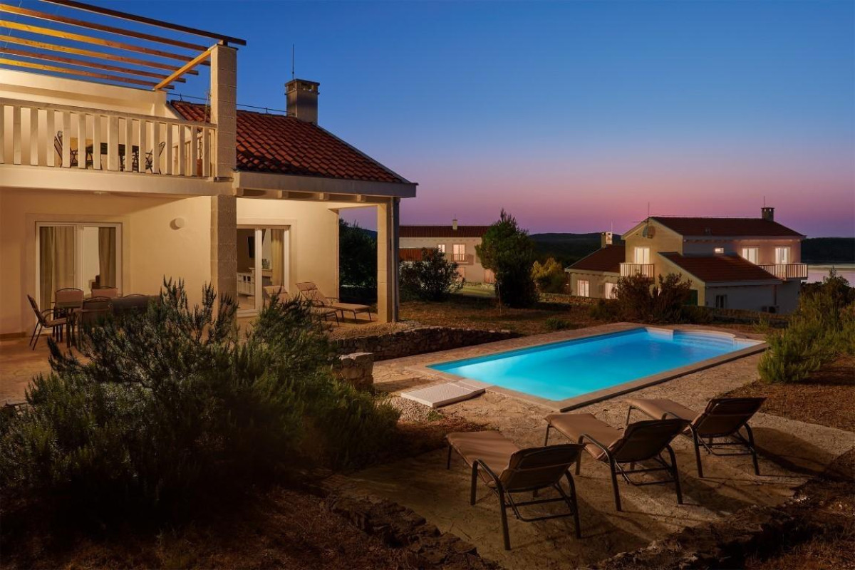 Villa Five