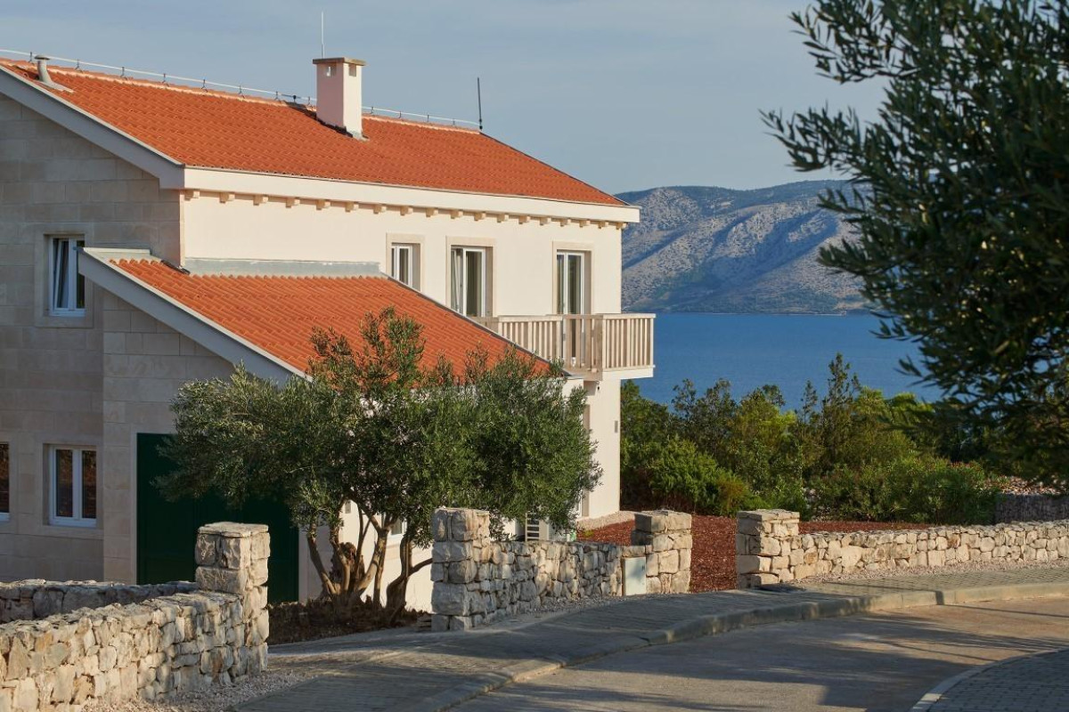 Villa Five