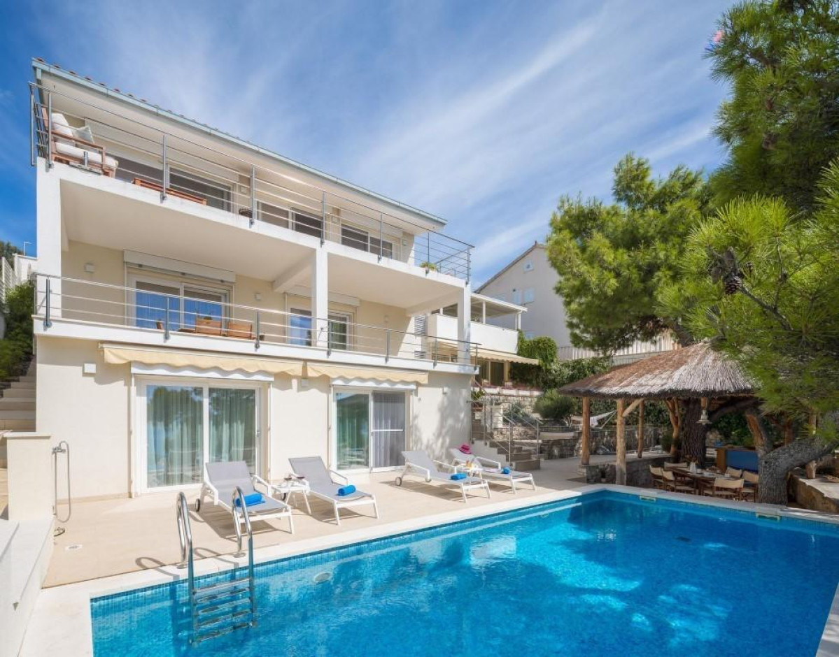 Villa Lara
