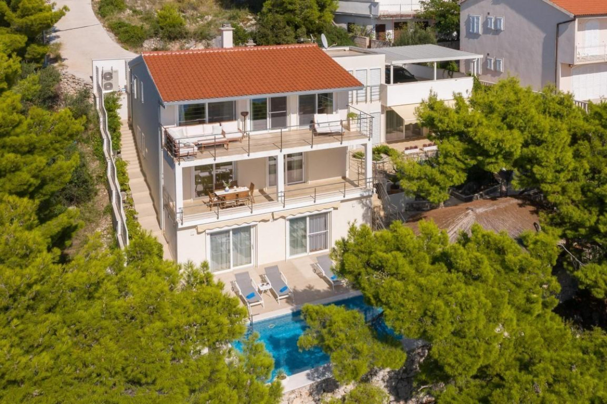 Villa Lara