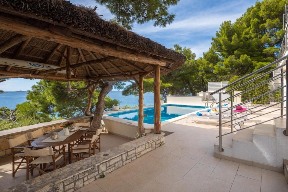 Villa Lara