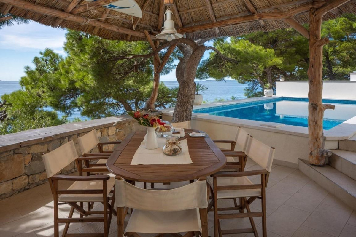 Villa Lara