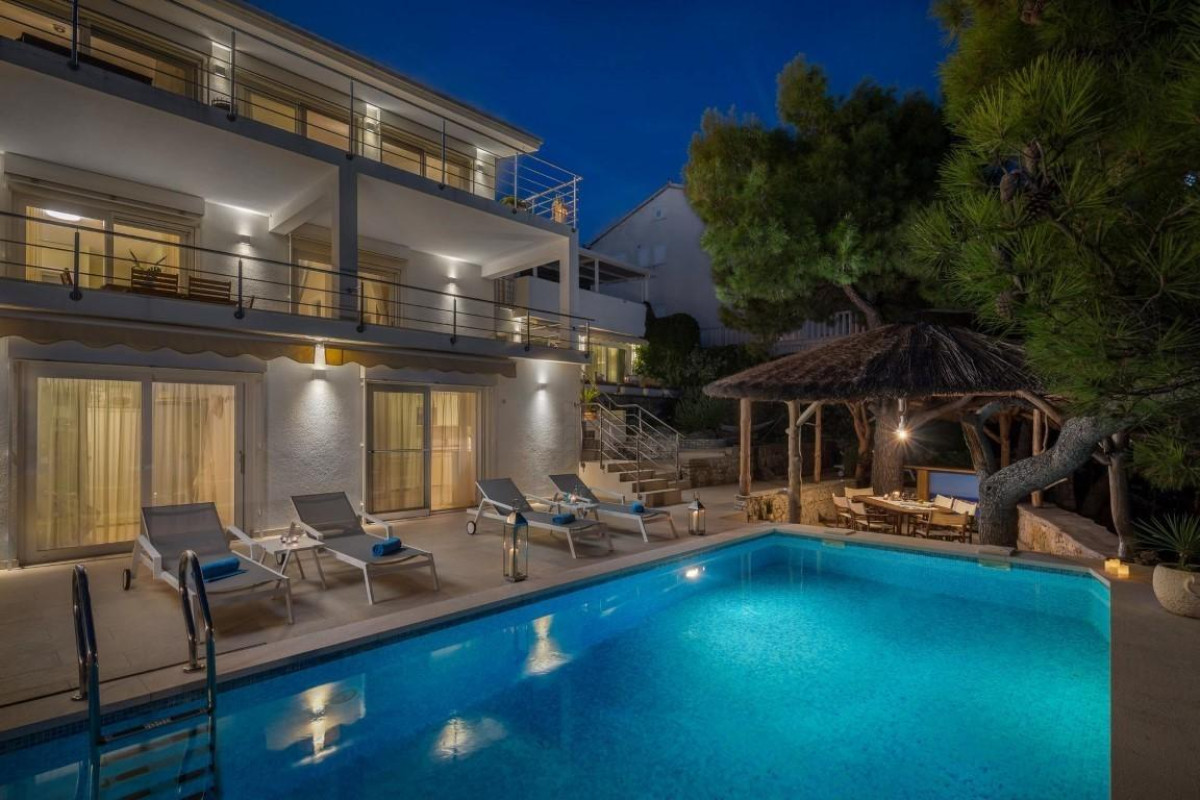 Villa Lara