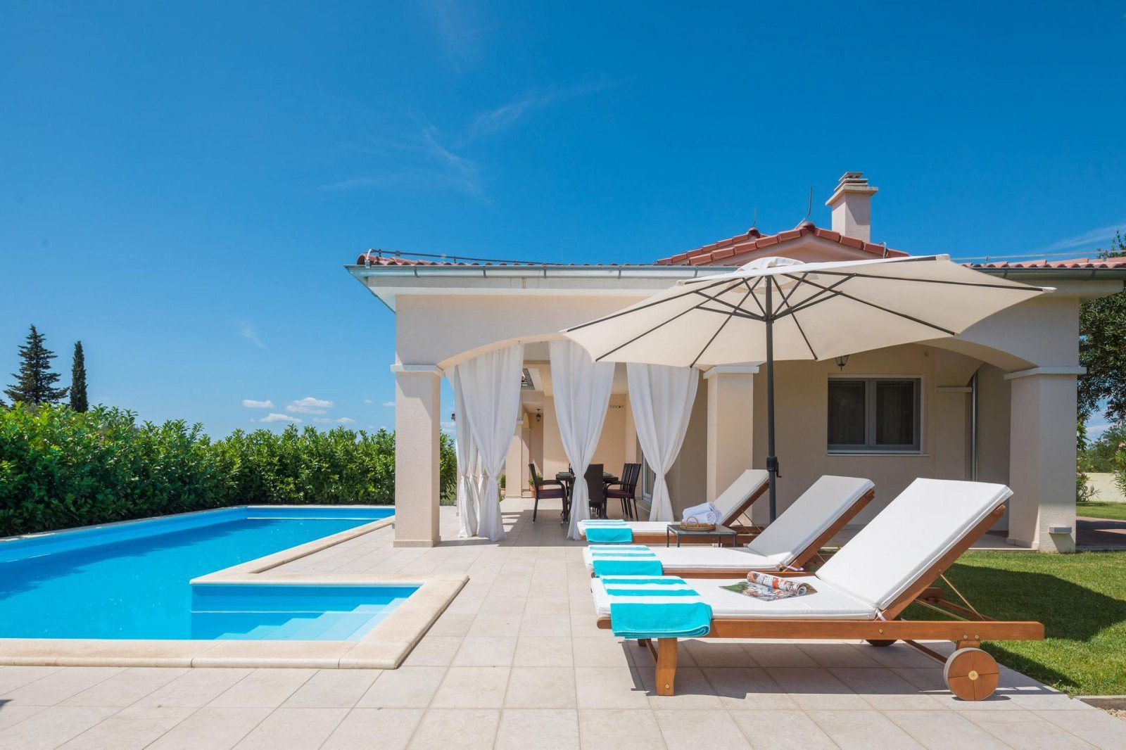 Why choose a villa instead of a hotel for your holiday accommodation?