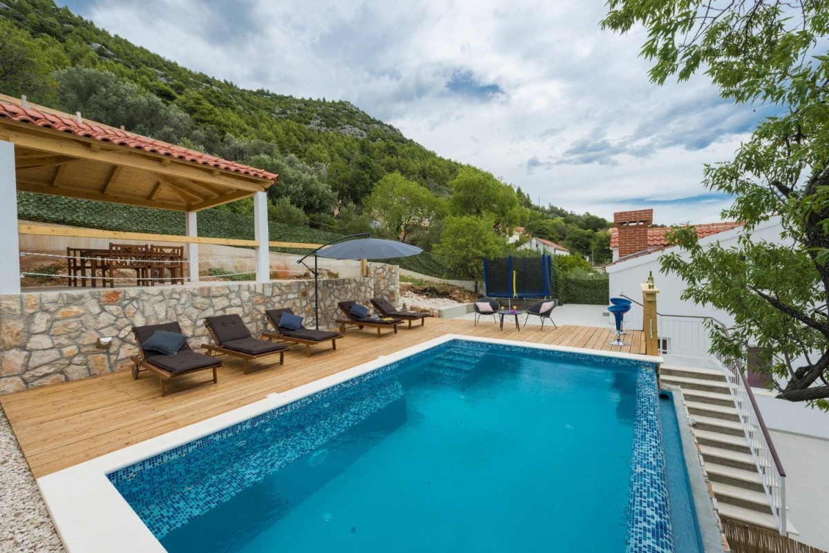 Villa Dundo Pero