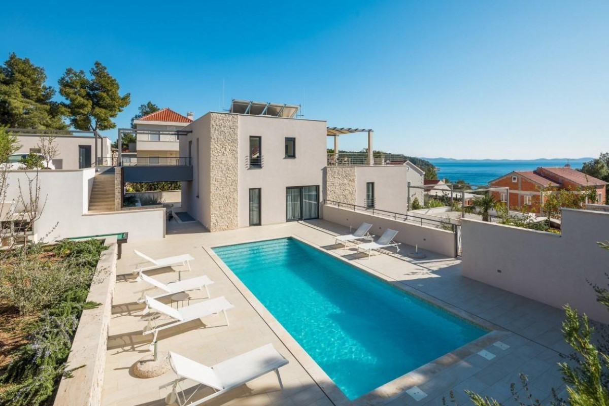 Villa Lucice